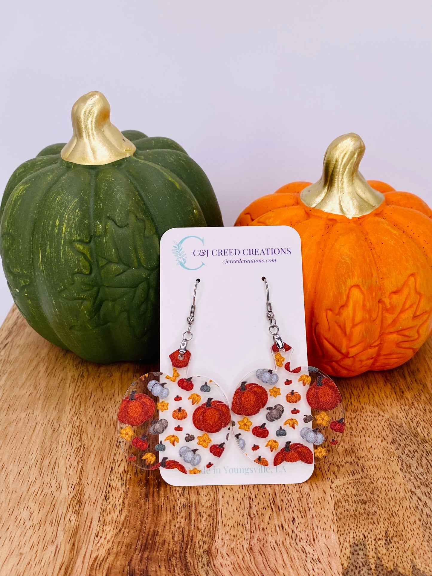 Pumpkins & Leaves - Pumpkin Shape