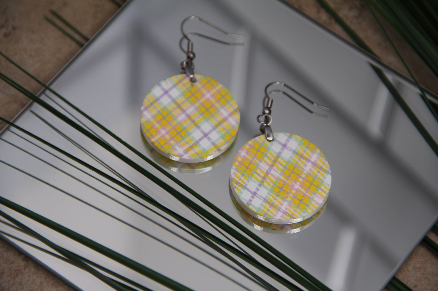 Plaid Jaune Circle Earrings